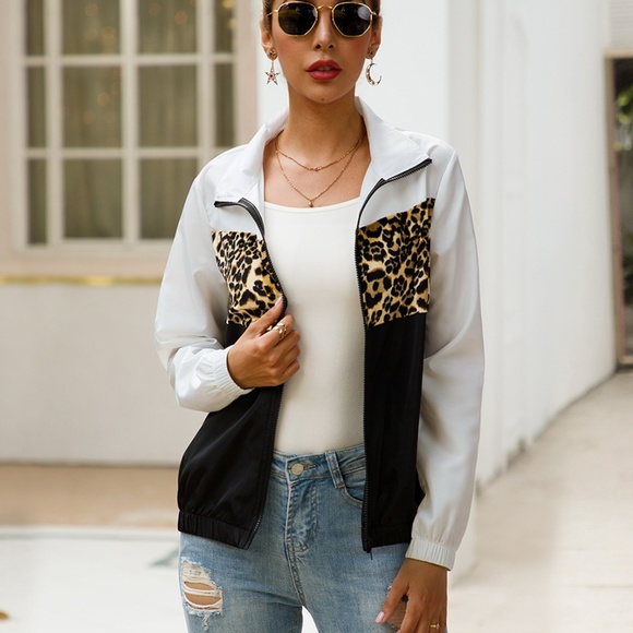 Beautiful Lightweight Leopard Print Wind Jacket - Picture 3 of 9